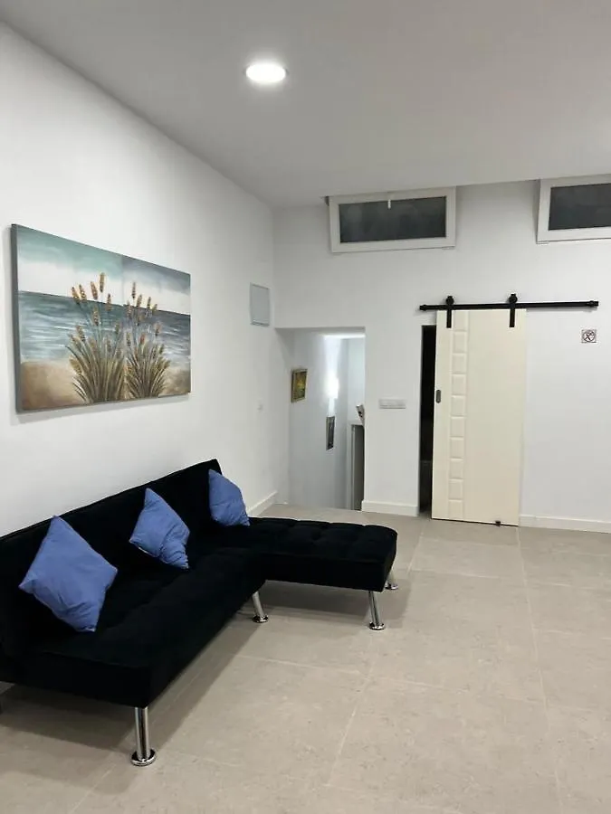 شقة Aparment La Elipa مدريد إسبانيا